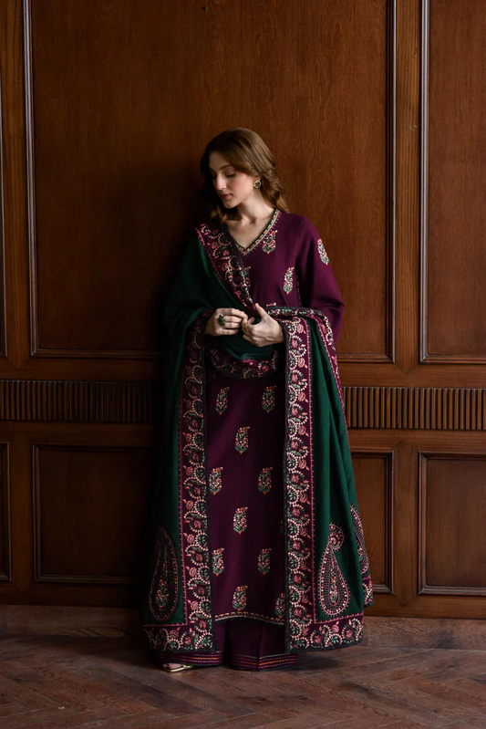 Queen Embroidered 3Pc