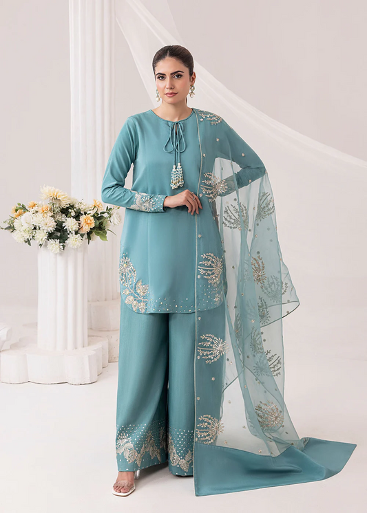 Eris Embroidered 3Pc